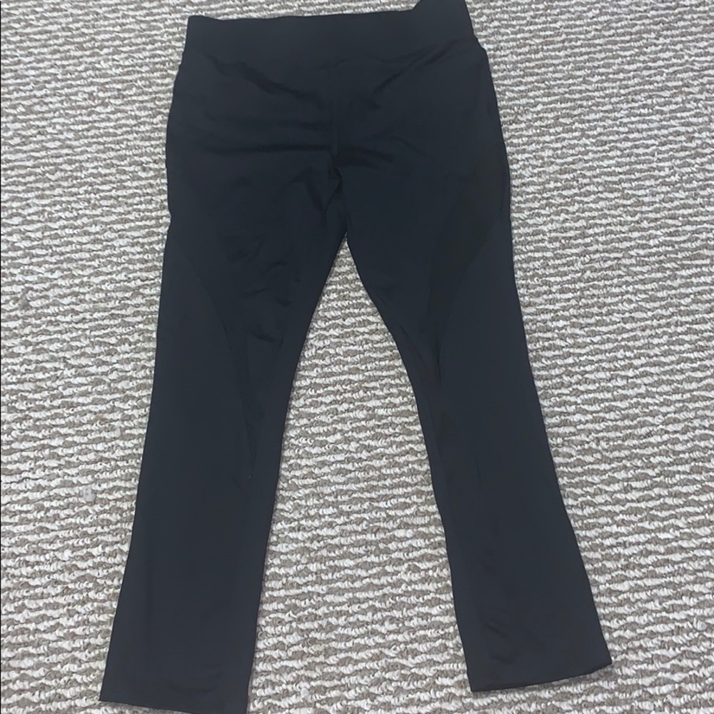 CROP BLACK LEGGINGS